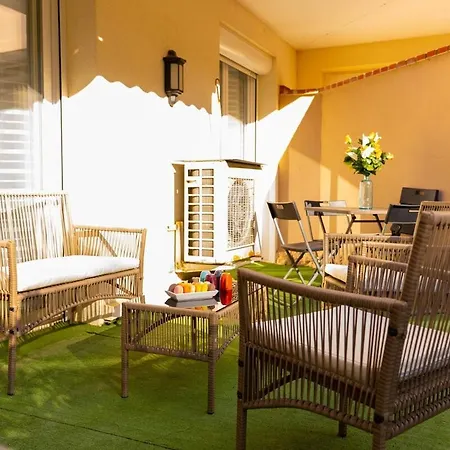 Daire T3 En Rez-de-jardin A Six-fours *